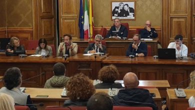 centro storico - Ragusa - riunione