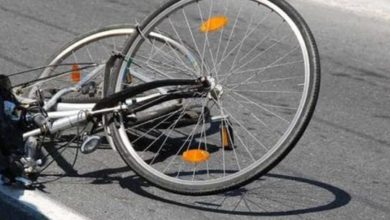 ciclista travolto da auto a vittoria