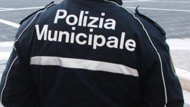agente di polizia municipale positivo