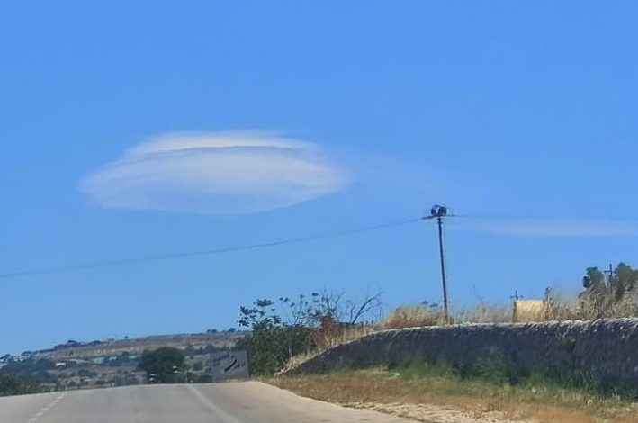 nuvola ufo - ragusa