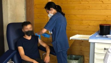 Vittoria - centro vaccinale - stranieri