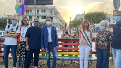 panchina arcobaleno - sampieri