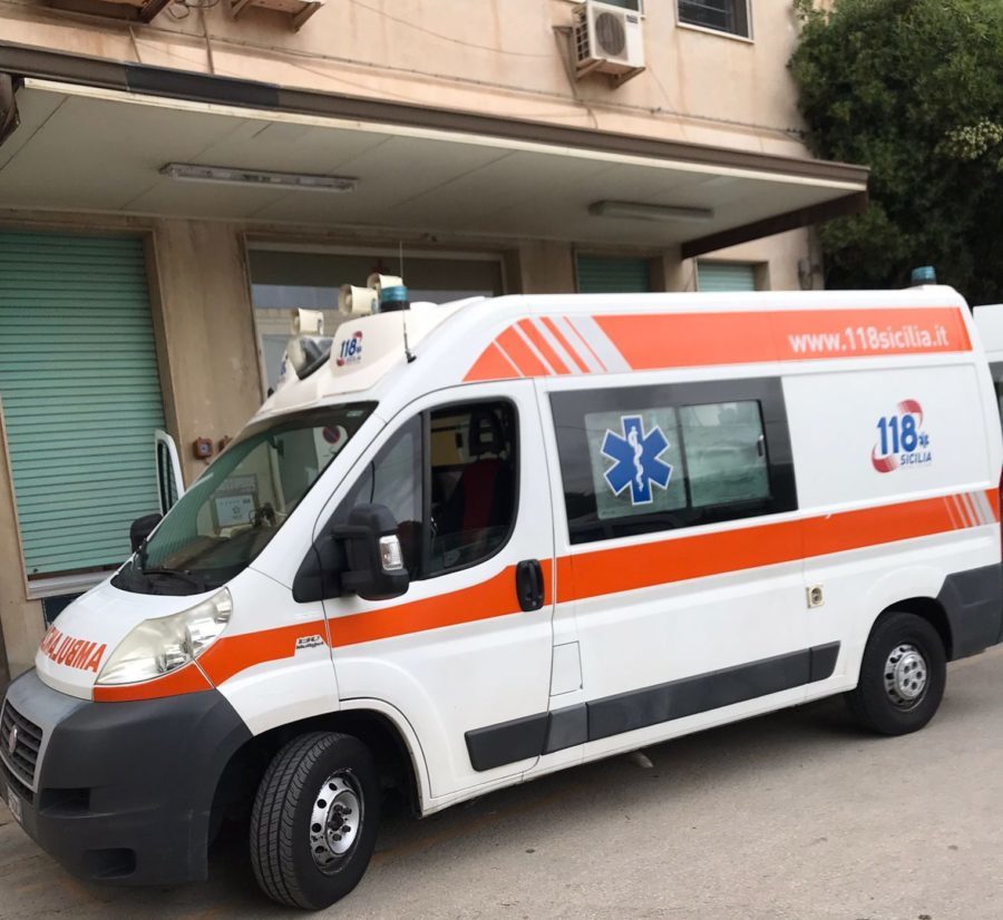 ragusa - ospedale arezzo - ambulanza
