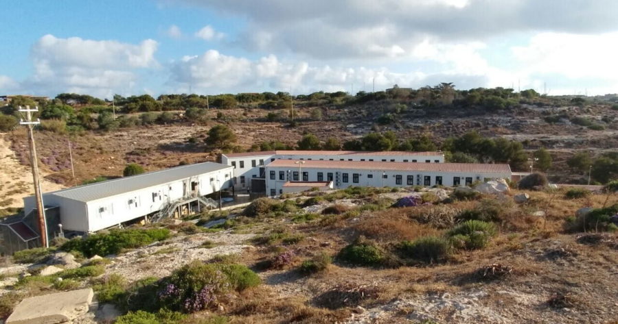 Migranti - hotspot Lampedusa